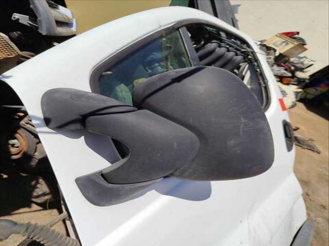 Foto 2ª: Retrovisor Izquierdo Renault Trafic FURGON (2002)