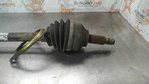 Foto 2ª: Transmision Delantera Izquierda Nissan Primastar CAJA CERRADA BATALLA CORTA 2 76T 101CV 74KW [F9Q760] (2006)