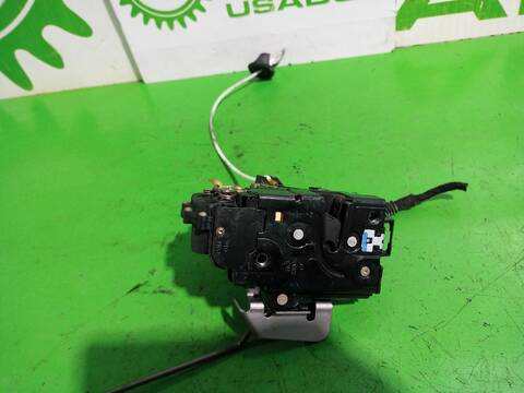 Foto 3ª: Cerradura Puerta Delantera Izquierda Audi A4 2.5 TDI 120KW) 163CV (2000)