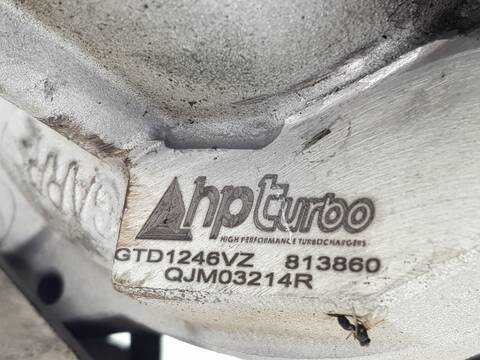Foto 2ª: Turbocompresor Volkswagen Golf ADVANCE BLUEMOTION 130CV 97KW (2013)