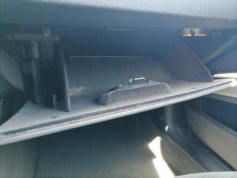 Foto 2ª: Guantera Bmw Serie 3 315 318D BERLINA 143CV 105KW [N47D20A] (2008)