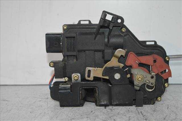 Foto 1ª: Cerradura Puerta Delantera Derecha Audi A4 1.9 TDI 2000-2004 [AWX] (2001)