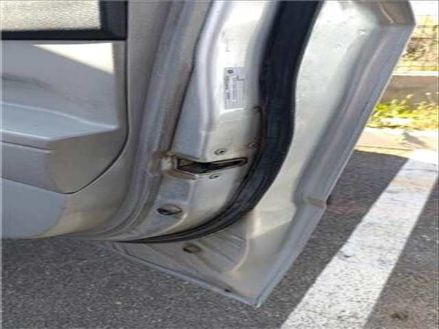 Cerradura Puerta Delantera Derecha Jeep Patriot 2.4 LIMITED [2 4 LTR. - 125 KW 16V CAT] 170CV