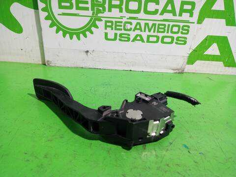 Foto 3ª: Pedal Acelerador Nissan Juke ACENTA 117CV 86KW [HR16DE] (2012)
