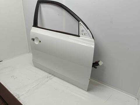 Foto 4ª: Puerta Delantera Derecha Hyundai i30 1.6 CRDI CAT 116CV 85KW [D4FB] (2008)