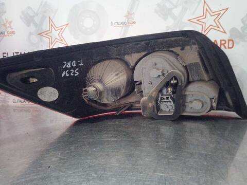 Foto 3ª: Piloto Trasero Derecho Renault Megane EXTREME COUPE 131CV 96KW II COUPE/CABRIO [D/F9Q 804] (2006)