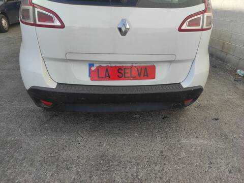 Paragolpes Trasero Renault Scenic K9K832