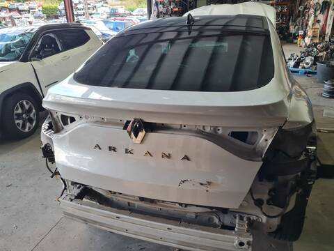 Portón Renault Arkana TECHNO 140CV 103KW