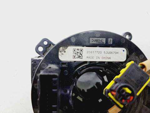 Foto 4ª: Anillo Airbag Opel Astra COSMO 110CV 81KW [A17DTR] (2011)
