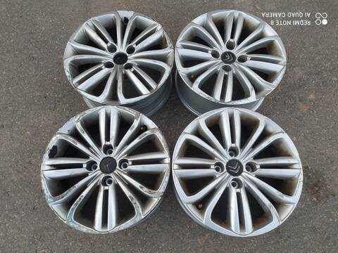 Foto 3ª: Juego LLantas Citroen C4 TONIC 110CV 81KW [HN01] (2016)