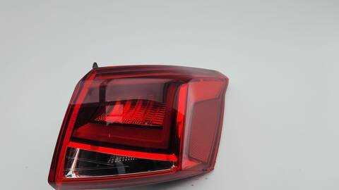 Piloto Trasero Derecho Seat Arona 1.0 TSI 116CV 85KW
