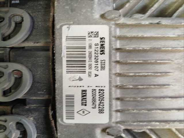 Centralita Motor ECU Renault Scenic VERSION INDEFINIDA JM)
