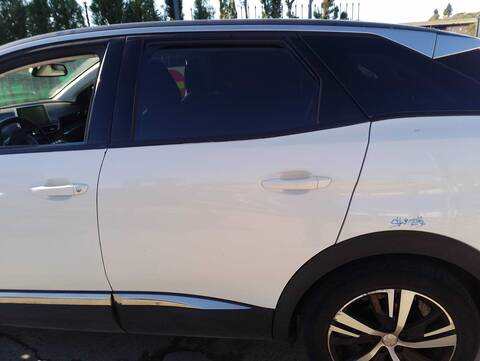Foto 4ª: Puerta Trasera Izquierda Peugeot 3008 ACTIVE 120CV 88KW [BH01] (2017)