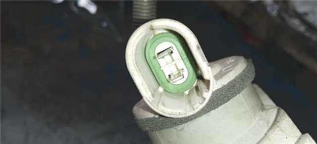 Foto 3ª: Faro Izquierdo Renault Master 2.5 COMBI 2.8T L1 9-PL. [2.5 LTR. - 88 KW DCI DIESEL CAT] [G9UA650]