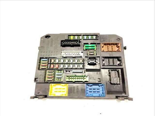 Caja Reles Fusibles Peugeot 308 2.0 BLUE 150CV