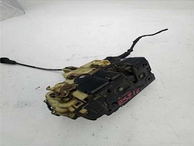 Foto 3ª: Cerradura Puerta Delantera Izquierda Seat Ibiza 1.9 HIT [1.9 LTR. - 74 KW TDI] [AXR]