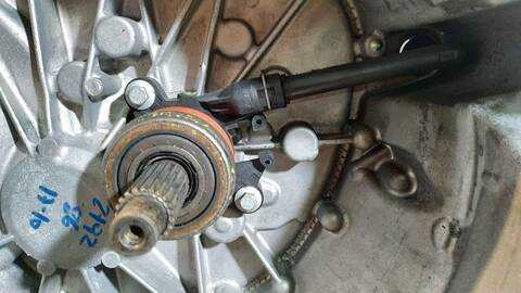 Foto 2ª: Caja Cambios Renault Megane ZEN BERLINA 110CV 81KW IV BERLINA 5P [K9K G6] (2017)