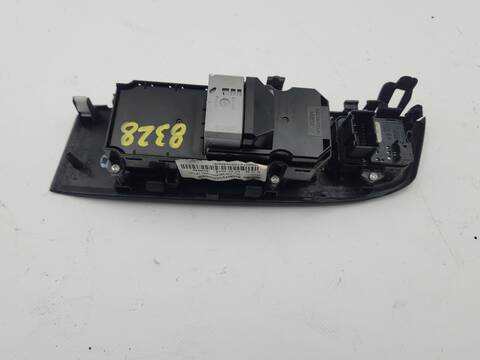 Foto 3ª: Botonera Elevalunas Honda Civic 1.6 I-DTEC SPORT 120CV 88KW [N16A1] (2013)