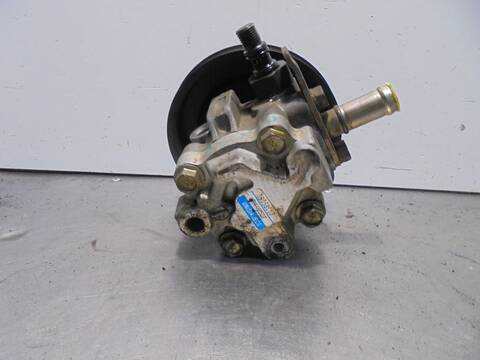 Foto 2ª: Bomba de Direccion Mitsubishi Montero 2.5 TD GLS 99CV 73KW [4D56] (2001)