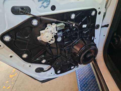 Elevalunas Manual Trasero Izquierdo Ford Focus TITANIUM 120CV 88KW