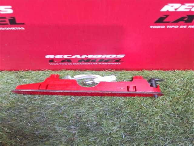 Foto 2ª: Luz Central de Freno Peugeot Partner 1.5 BLUEHDI 100 102CV 75KW FURGONETA [YH01] (2023)