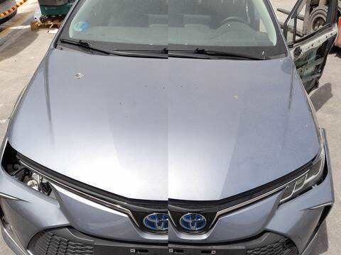 Capot Toyota Corolla 1.8 VVTI HYBRID ZWE211 MZEA12) 98CV 72KW