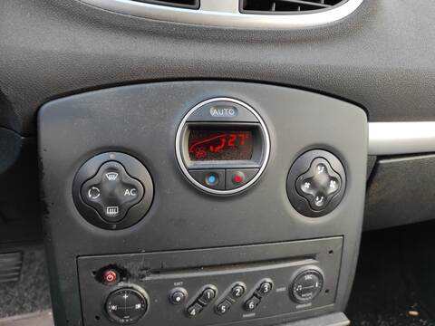Mando Climatizador Renault Clio K9K766