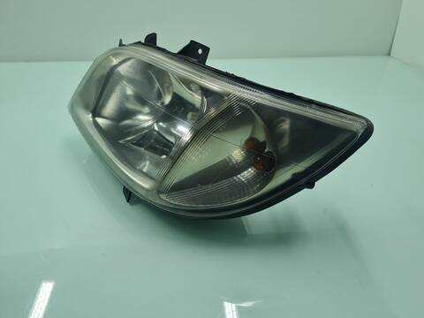 Foto 2ª: Faro Izquierdo Mercedes Sprinter 413 CDI 904.612-613) 129CV 95KW CAJA ABIERTA [611981] (2005)