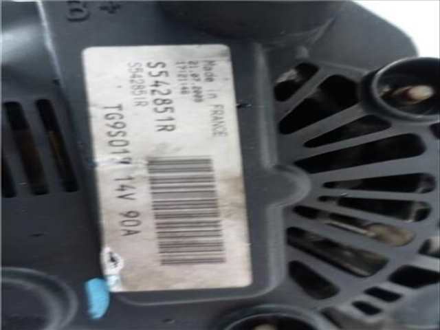 Foto 3ª: Alternador Suzuki Swift 1.3 GL 3-PTAS.) BERLINA 69CV 51KW [D/Z13DT] (2006)