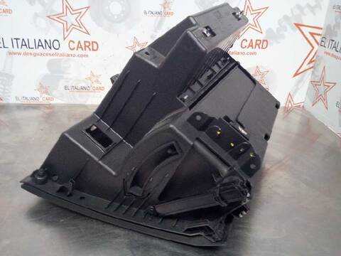 Foto 4ª: Guantera Seat Leon STYLE 116CV 85KW [DDY] (2017)