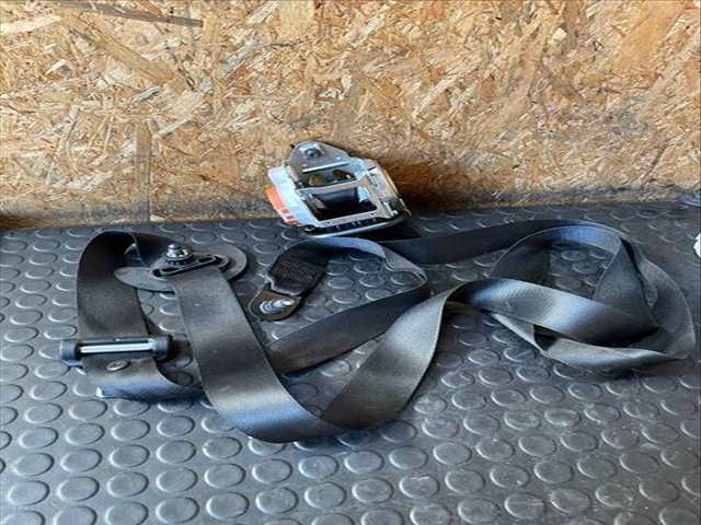 Cinturón Delantero Derecho Mercedes Clase A 140 A 180 BLUEEFFICIENCY 176.042) 109CV