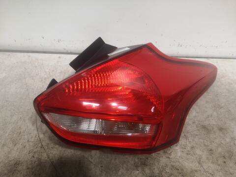 Piloto Trasero Derecho Ford Focus XXDA BERLINA
