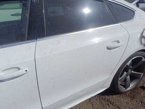 Puerta Trasera Izquierda Audi A5 2.0 TDI 110KW) 150CV