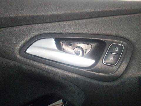 Foto 3ª: Tapizados Cartoneras Ford Focus TITANIUM 125CV 92KW [M1DD] (2015)