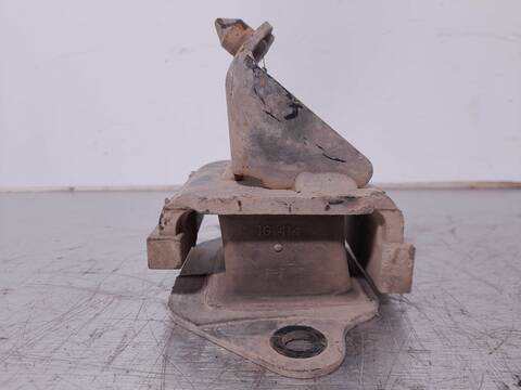 Foto 4ª: Soporte Motor Isuzu D Max D CREW CAB 4WD [4JK1E4C] (2010)