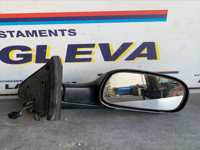 Foto 1ª: Retrovisor Derecho Chrysler Voyager 2.8 CRDI (2007)