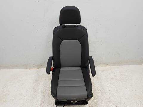 Foto 3ª: Asiento Delantero Izquierdo Volkswagen Crafter 30 FURGON BM TN FWD (2017)
