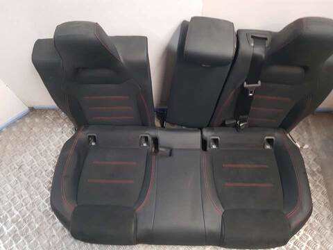 Foto 3ª: Asientos Traseros Mercedes Clase C 160 CLA 200 D COUPE 150CV 110KW [654920] (2020)