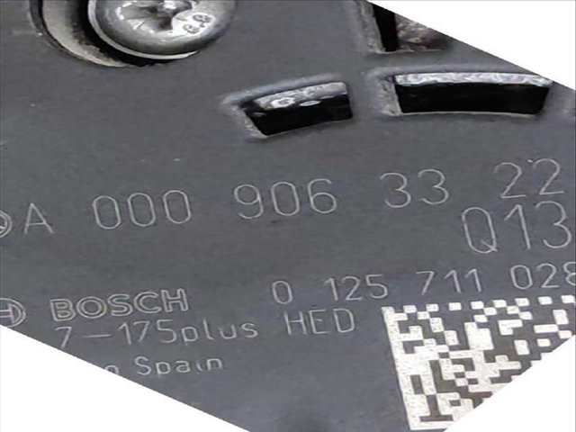 Foto 3ª: Alternador Mercedes Clase A 140 A 200 CDI - D 176.008) (2012)