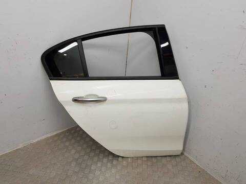 Puerta Trasera Derecha Fiat Tipo TIPO 2022-)