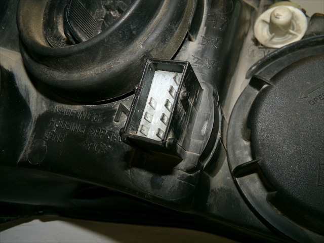 Foto 4ª: Faro Izquierdo Opel Corsa 1.2 G MODELOC,2000-2006 [Z12XE] (2002)