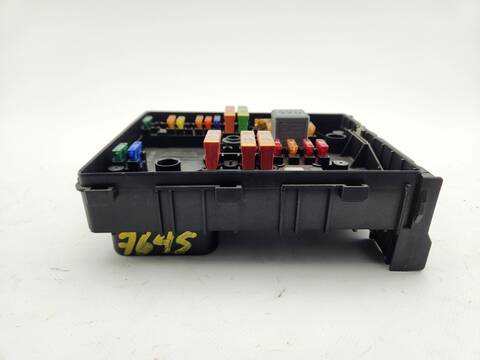 Foto 4ª: Caja Reles Fusibles Seat Altea STYLANCE - STYLE 105CV 77KW [CAYC] (2010)