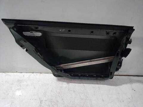 Foto 3ª: Puerta Trasera Izquierda Audi A6 2.5 TDI QUATTRO 180CV [BAU] (2001)