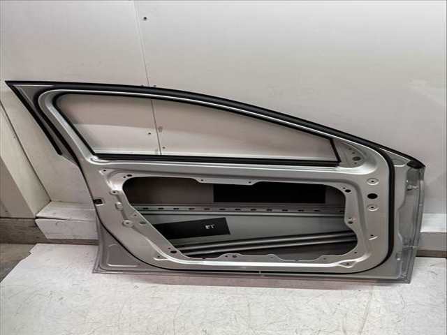 Puerta Delantera Izquierda Mercedes Clase G 230 170 CV 125KW
