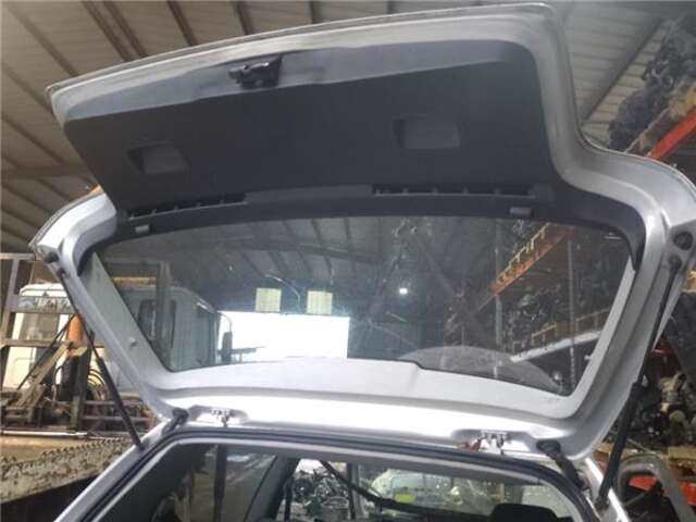 Foto 3ª: Portón Volkswagen Golf 1.6 [AKL]