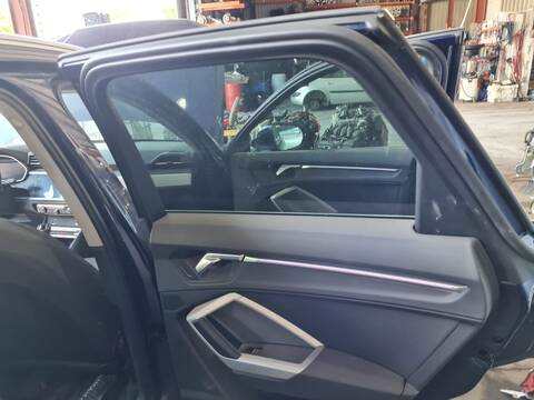 Foto 1ª: Elevalunas Manual Trasero Derecho Audi Q3 35 TDI BASICO 150CV 110KW [DTSB] (2021)