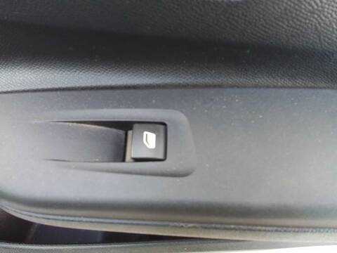 Foto 3ª: Botonera Elevalunas Opel Corsa EDITION 101CV 74KW [HN05] (2020)