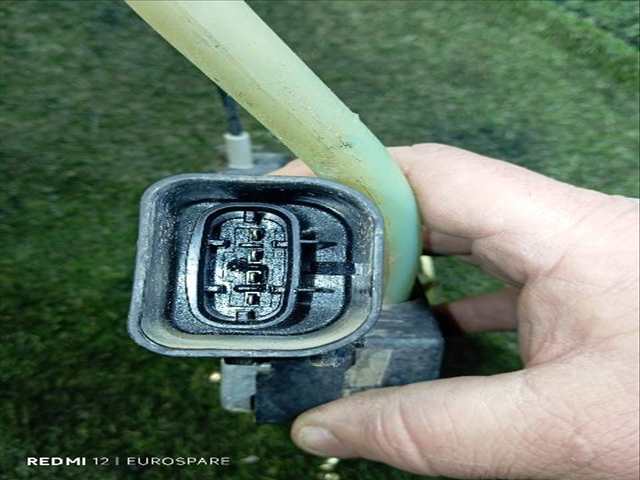 Foto 3ª: Cerradura Puerta Trasera Izquierda Lexus LX 4.7 G 470 V8 (2002)