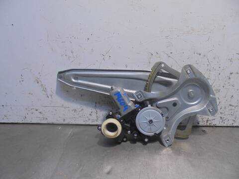 Elevalunas Manual Trasero Izquierdo Toyota Avensis ADVANCE 150CV 110KW