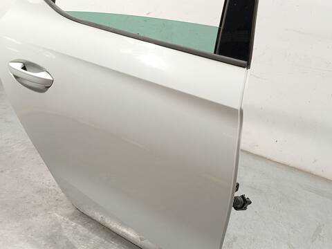 Foto 3ª: Puerta Trasera Derecha Seat Leon 1.5 TSI 150CV 110KW [DXDB] (2023)